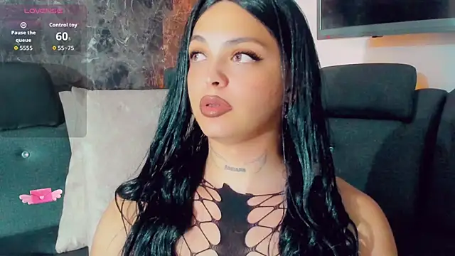 Emmaa_Saenz_ 在線直播表演