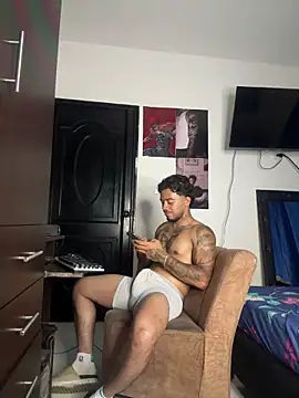 دردشة Kenny_romano الجنسية المباشرة
