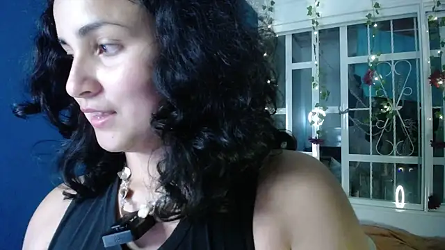 Chat XXX ao vivo de IncognitoLive1