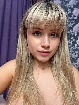 NinaVerse Webcam Show
