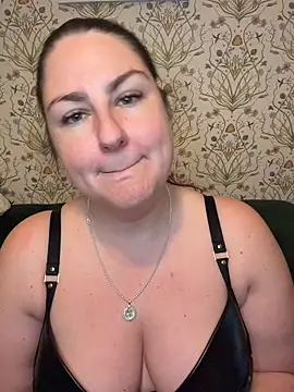 Lacey_BBW – Naživo XXX chat