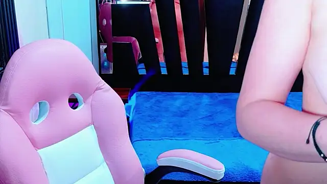 Czat XXX na żywo – Megan_Rai