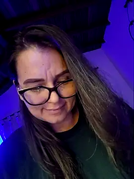 Chat +18 de MariaPau_83 ao vivo