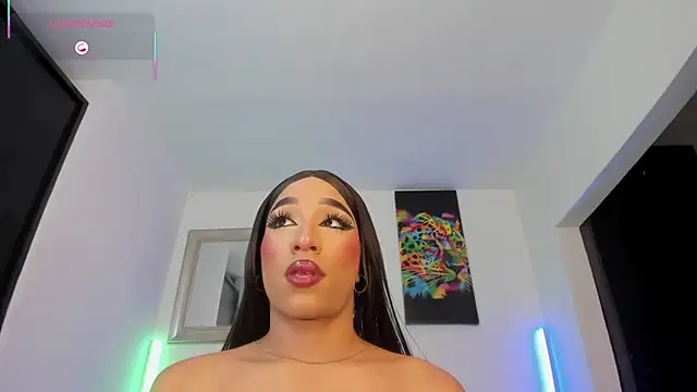 Naughty_Blue Live XXX-chat