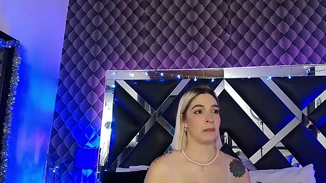 Chat +18 de victoriaa_lee_ ao vivo