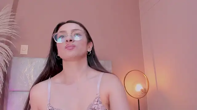 Chat XXX ao vivo de AndraCyruss