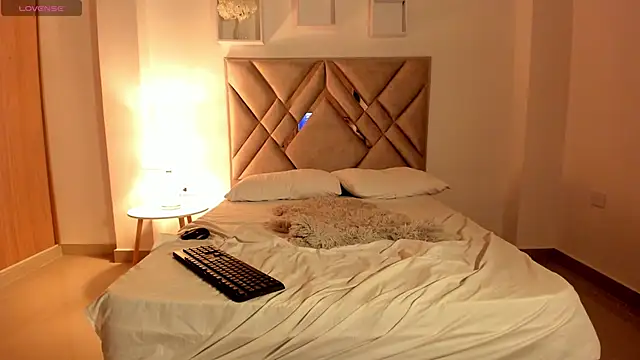 Baby_noahtt webkamerás műsora