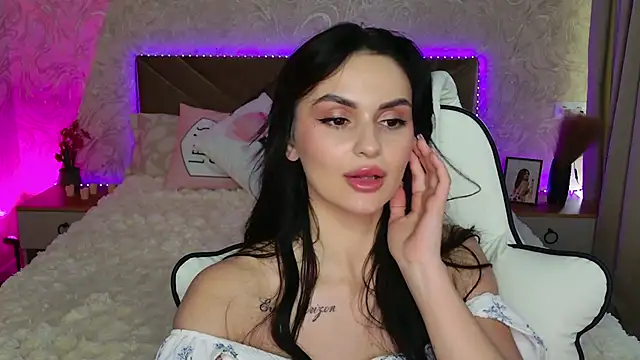 Вебкам-шоу MilaaSweety