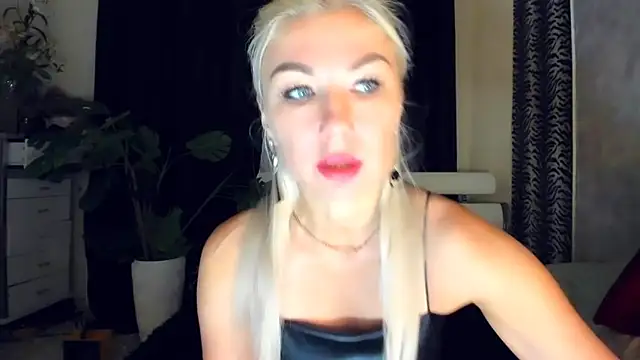 VainEnchantressn Live XXX chat