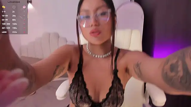AmberLewis_'s Live XXX Chat