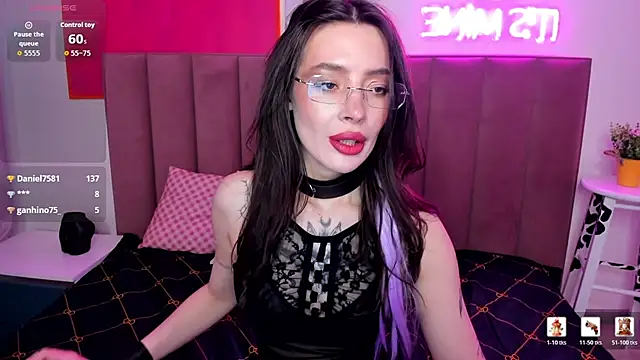 دردشة IvyDainty الجنسية المباشرة
