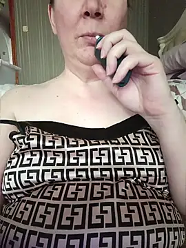 GoddessLara Show in webcam