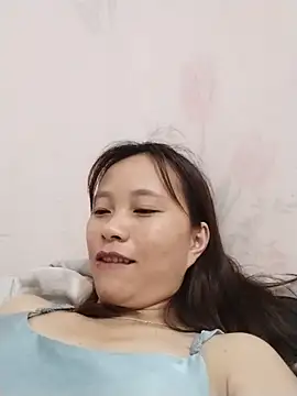 -Natina- Pertunjukan Webcam