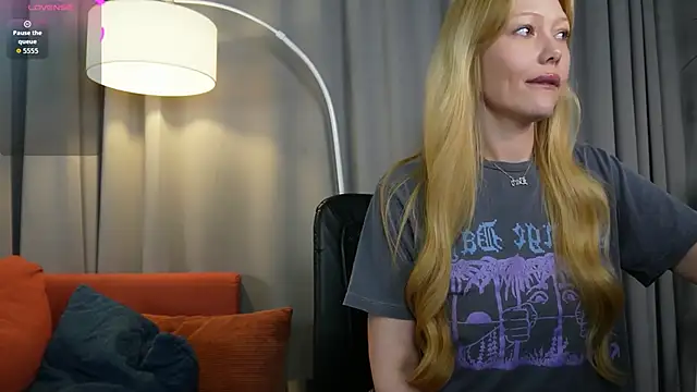 _Mila_Luna_'s Live XXX Chat