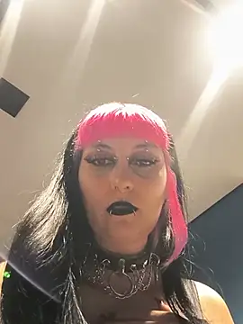 Show de Lola_bunnyboll na webcam