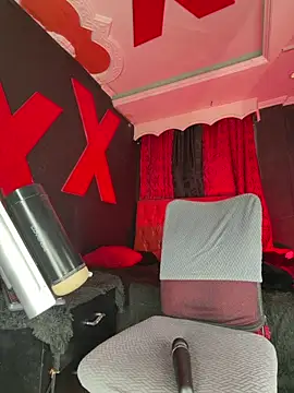 abrilbigcock Chat XXX in diretta