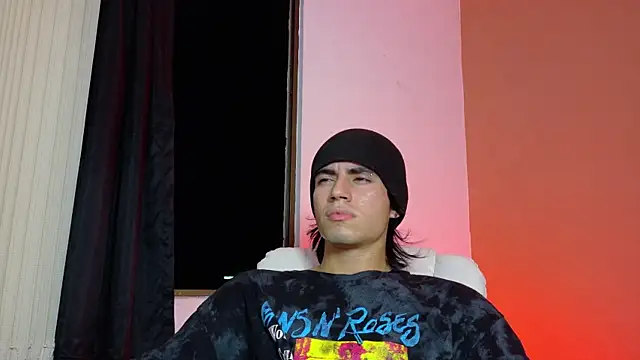 Show modela eren_jeager na web-kameri