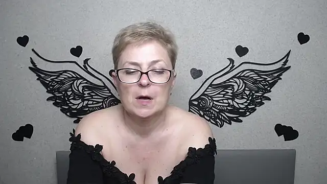 EmiliaGree 라이브 XXX 채팅