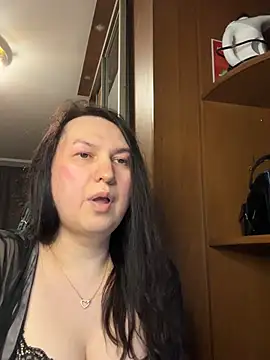 EvaBeautyXxX: διαδικτυακό σόου στην κάμερα