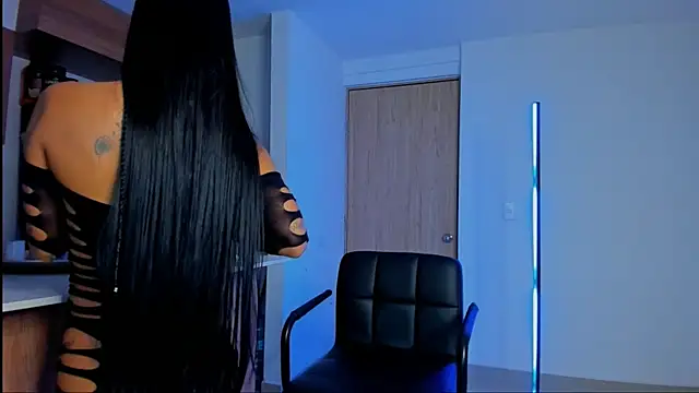 mia_world_ Live XXX-chat