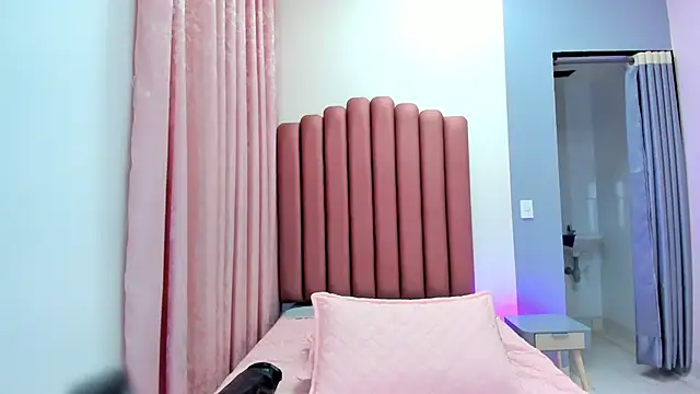 Danii-03's Webcam Show
