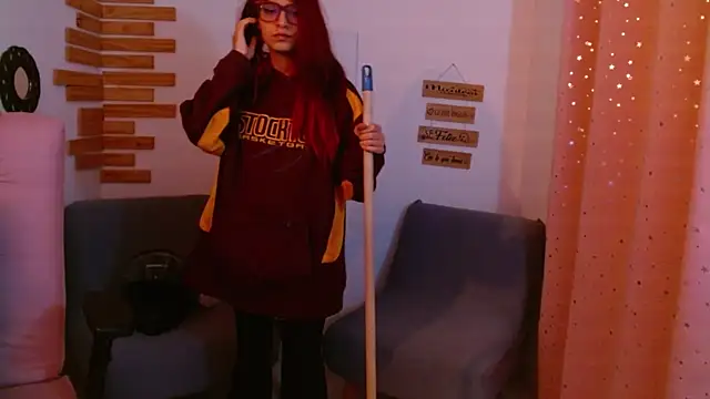 RedMeloddy's Live XXX Chat