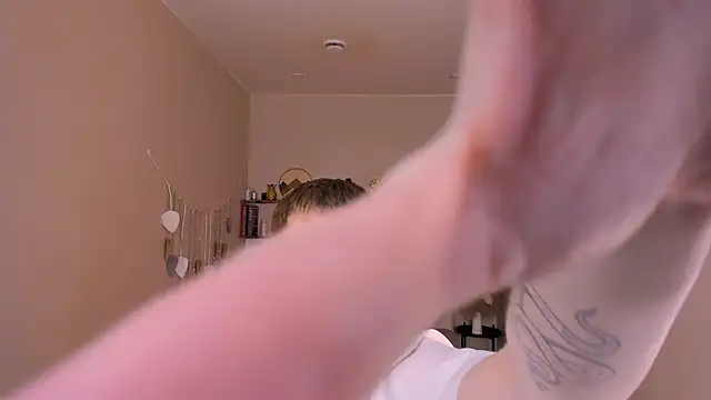 Dylan_Nortonn Webbikameraesitys