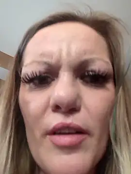 Chat XXX ao vivo de SinSoft58450