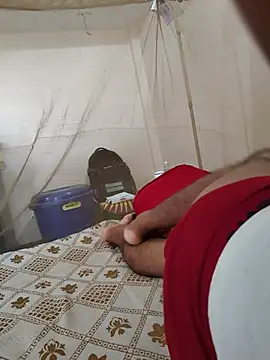 DIRTY_SMEGMA_DICK_4_PIGS élő XXX-chatje
