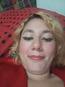 Angeli_Naughty1 élő XXX-chatje