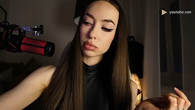 Chat XXX en directo de supreme_dominatrix