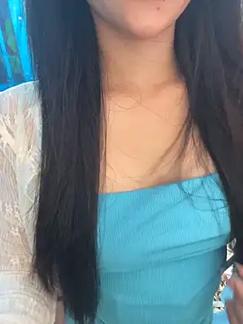 Clara8899 即時 XXX 聊天