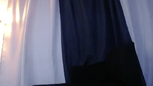 Astrid_Porno 现场XXX聊天