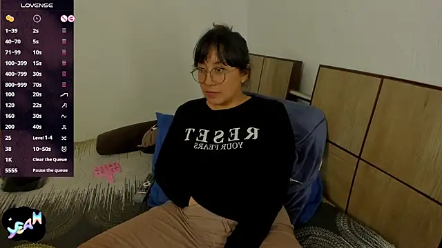 ella_harry 现场XXX聊天