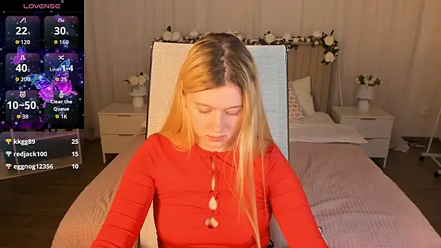 CelestineMauriac's Live XXX Chat
