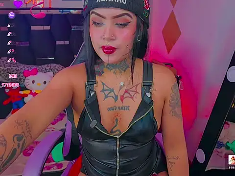 LauriInk1 Live XXX-chat