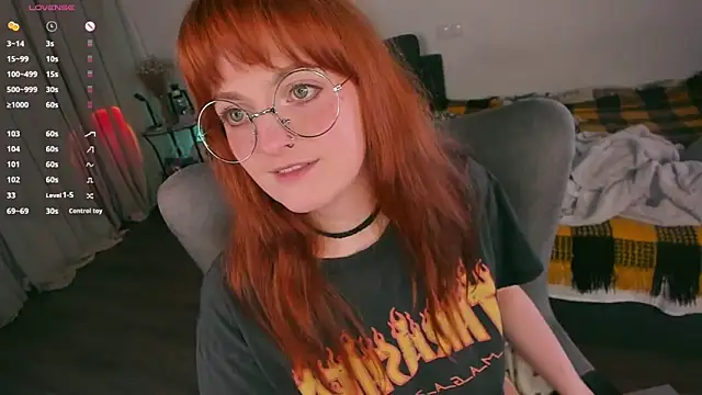 Alice_CutePerv XXX чат на живо
