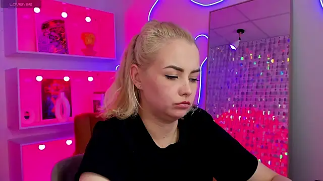 دردشة StephanieSweety الجنسية المباشرة