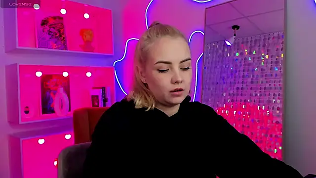 StephanieSweety Chat XXX in diretta