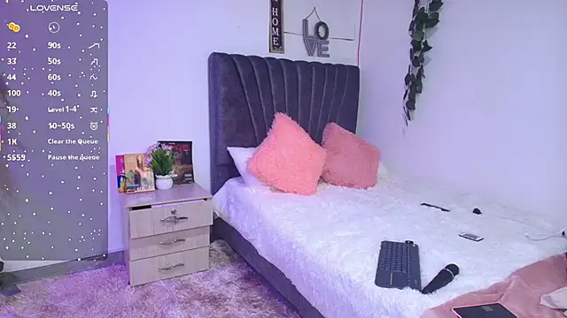 miaoconell's Live XXX Chat