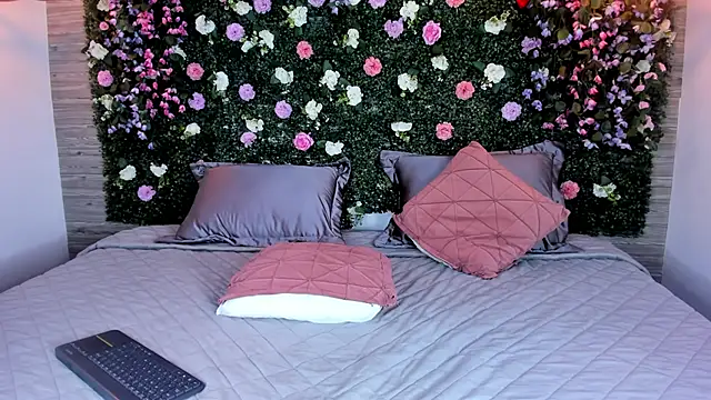 ViolettGracee Chat XXX live