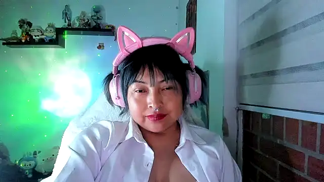 Chatroom XXX en direct de Shaddycute_