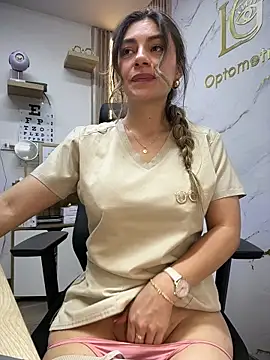 alicee16's Live XXX Chat