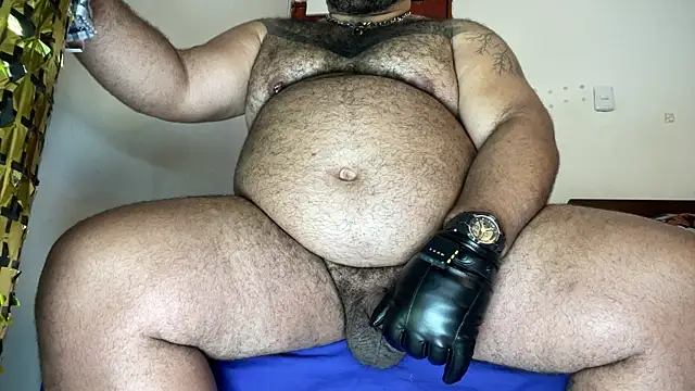 Bearspigdirty 网络视讯表演