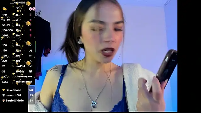 Chat XXX en directo de Mia_Victoria22