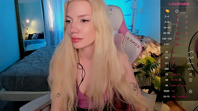 Chatroom XXX en direct de AnyaTaylor_