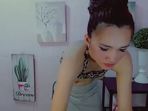 Urblossom_princessxxxのウェブカメラショー
