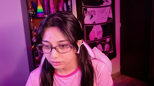 amber_yull élő XXX-chatje