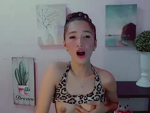 Urblossom_princessxxx 现场XXX聊天