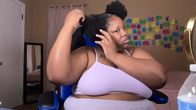 XXX chat uživo modela Chocolatebunnyxx96